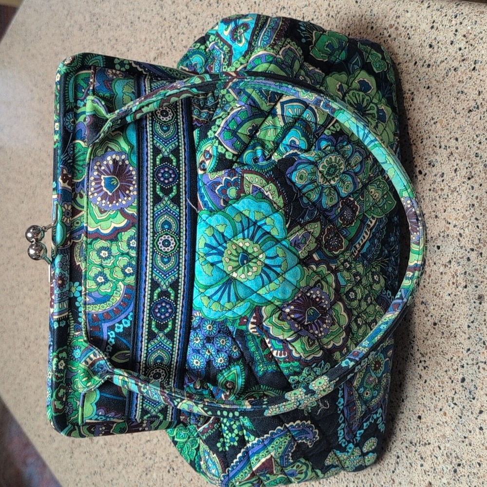 VERA BRADLEY/ "Blue Rhapsody" Kisslock Bag (Retired Pattern)